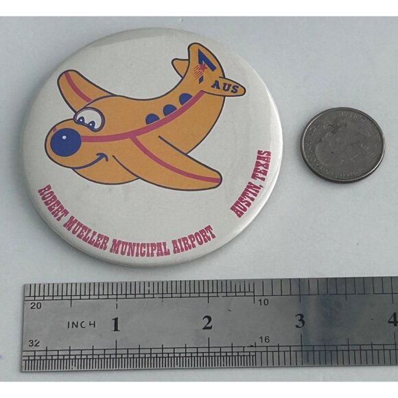 Robert Mueller Municipal Airport Austin Texas Souvenir Button Pinback Pin - Picture 2 of 3